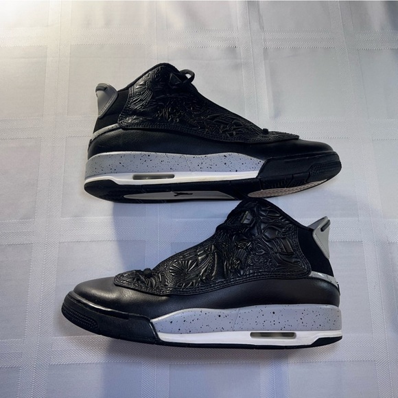 Youth Air Jordans Dub Zero GS Sneakers - Picture 6 of 15